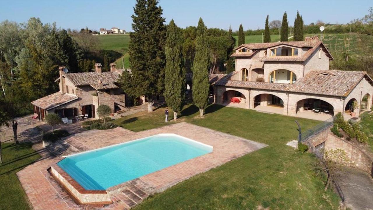Bed and Breakfast Miataland Collazzone Exterior foto